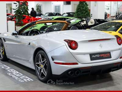 Ferrari California **T DCT|SCUDETTI|CAVALLINO Argento usata Vergiate
