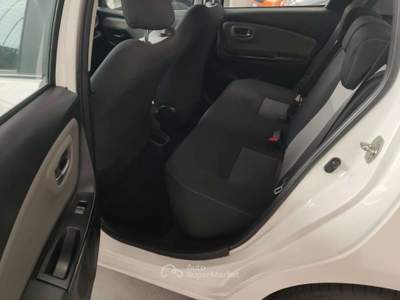 Toyota Yaris Yaris III 2017 5p 1.0 Active Bianco usata Desio