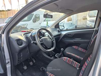 Citroen C1 1.0 VTi 72cv Feel 5 porte Argento usata Pozzuoli