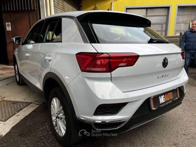 Volkswagen T-Roc T-Roc I  2.0 tdi SPORT BLUEM150cv dsg UNICO PROP Bianco usata Sesto San Giovanni