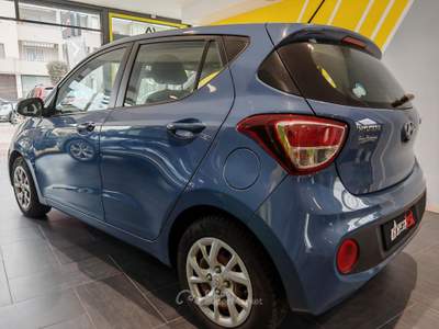 Hyundai i10 1.0 MPI Style Blu/Azzurro usata Quarto
