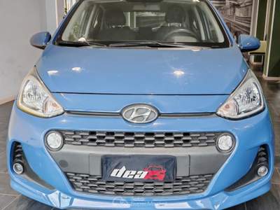 Hyundai i10 1.0 MPI Style Blu/Azzurro usata Quarto
