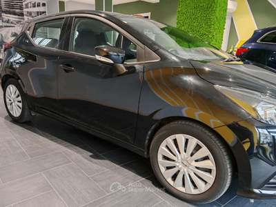 Nissan Micra IG-T 92 5 porte Acenta Nero usata Quarto