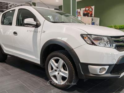 Dacia Sandero Stepway 0.9 TCe 12V 90 CV Start&amp;Stop Bianco usata Quarto