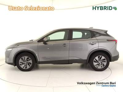 Nissan Qashqai 1.3 mhev business 2wd 140cv Grigio usata Bari