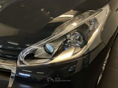 Peugeot 208 208 5 Porte 1.6 BlueHDi 75cv Allure my18 Grigio usata Como