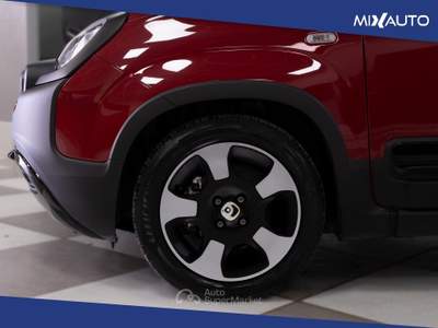 Fiat Panda Pandina Cross 1.0 Firefly Hybrid S&amp;S 70CV Rosso usata Latina