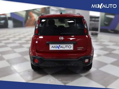 Fiat Panda Pandina Cross 1.0 Firefly Hybrid S&amp;S 70CV Rosso usata Latina