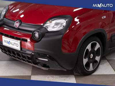 Fiat Panda Pandina Cross 1.0 Firefly Hybrid S&amp;S 70CV Rosso usata Latina