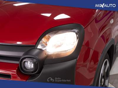 Fiat Panda Pandina Cross 1.0 Firefly Hybrid S&amp;S 70CV Rosso usata Latina