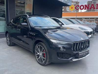 Maserati Levante V6 Diesel 250 CV AWD usata Taranto
