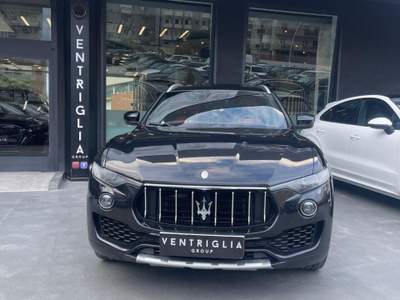 Maserati Levante V6 Diesel 250 CV AWD usata Taranto