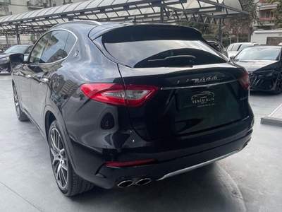 Maserati Levante V6 Diesel 250 CV AWD usata Taranto