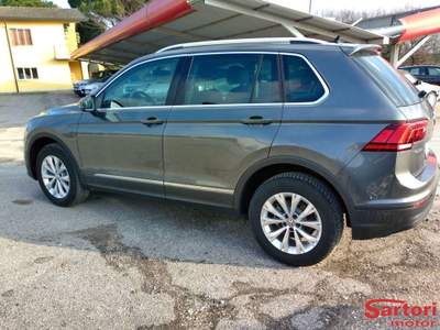 Volkswagen Tiguan  2.0 TDI DSG 4MOTION Business BMT Grigio usata Mogliano Veneto