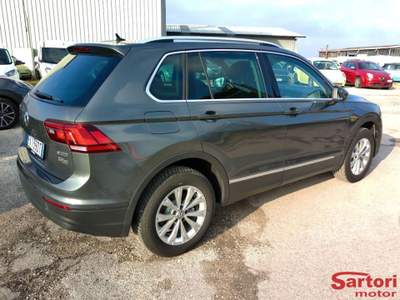 Volkswagen Tiguan  2.0 TDI DSG 4MOTION Business BMT Grigio usata Mogliano Veneto