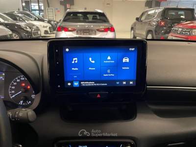 Toyota Yaris 1.5 Hybrid 115CV 5 porte Active Bianco usata Arsago Seprio