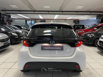 Toyota Yaris 1.5 Hybrid 115CV 5 porte Active Bianco usata Arsago Seprio