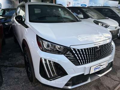 Peugeot 2008 Peugeot 2008 ALLURE Carplay android auto DCS6 Bianco usata Roma