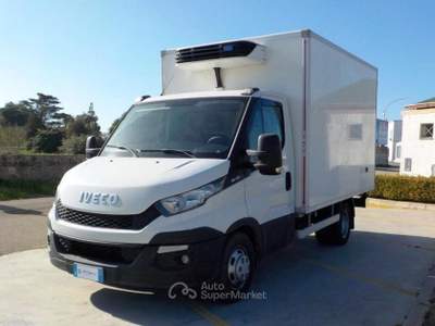 Iveco Daily 35C13V 2.3 Ruote Gemellate Furgone Refrigerato Bianco usata Gallipoli
