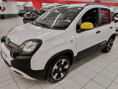 Fiat Panda 1.0 70cv Hybrid Pandina Cross + Car Play SUPER PROMO Bianco usata LEGNANO
