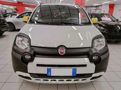Fiat Panda 1.0 70cv Hybrid Pandina Cross + Car Play SUPER PROMO Bianco usata LEGNANO