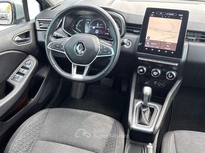 Renault Clio V 2019 5 Porte 1.6 E-TECH Hybrid 140cv Zen Auto my21 Argento usata Albignasego