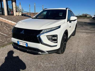 Mitsubishi Eclipse Cross 2.4 MIVEC 4WD PHEV Instyle SDA Pack 0 Bianco usata Rimini