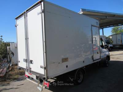 Iveco Daily IVECO DAILY 35C13 2.3 MTJ ISOTERMICO CASSA FRIGO Bianco usata Striano