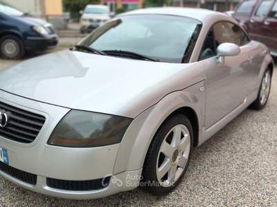 Audi TT 1.8 T 180CV Argento usata SAN MARTINO SICCOMARIO