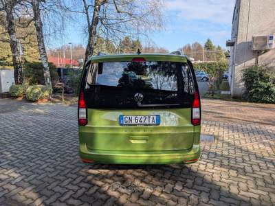 Volkswagen Caddy 2.0 Tdi Scr 122 Cv Maxi Life Dsg 7Pt. Verde usata Cairate