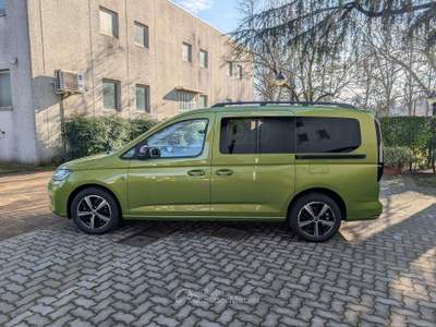 Volkswagen Caddy 2.0 Tdi Scr 122 Cv Maxi Life Dsg 7Pt. Verde usata Cairate