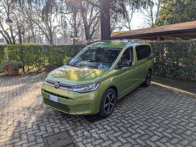 Volkswagen Caddy 2.0 Tdi Scr 122 Cv Maxi Life Dsg 7Pt. Verde usata Cairate Volkswagen Caddy 2.0 Tdi Scr 122 Cv Maxi Life Dsg 7Pt. Verde usata Cairate
