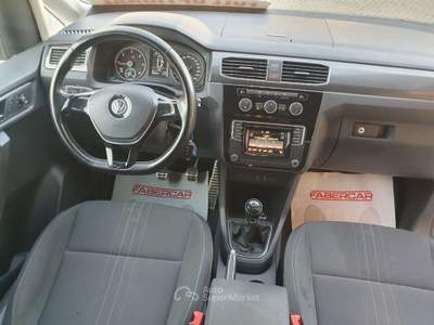Volkswagen Caddy 2.0 TDI Alltrack 4Motion Bianco usata Dubino