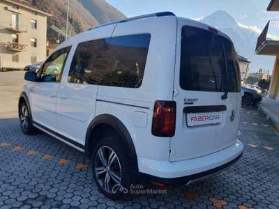 Volkswagen Caddy 2.0 TDI Alltrack 4Motion Bianco usata Dubino
