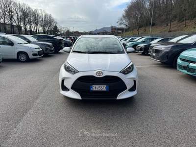 Toyota Yaris 1.5h active Bianco usata Fisciano