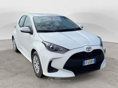 Toyota Yaris 1.5h active Bianco usata Fisciano