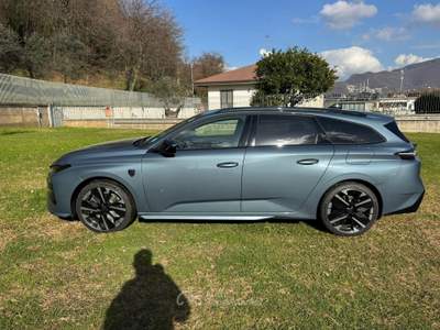 Peugeot 308 new peugeot sw gt plug-in hybrid 195cv automatica Blu/Azzurro usata Fisciano