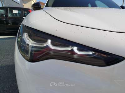Alfa Romeo Stelvio Stelvio 2.2 Turbodiesel 160 CV AT8 RWD Competizione Bianco usata Cherasco
