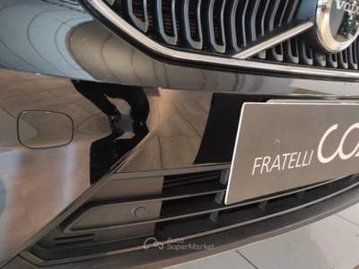 Volvo XC40  - xc40 t2 automatico essential Nero usata LEGNANO
