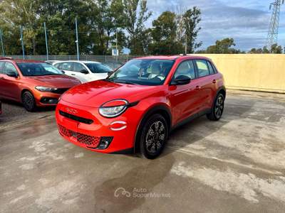 Fiat 600 ICON - AUTOMATICA HYBRID - PRONTA CONSEGNA Arancione usata Latina