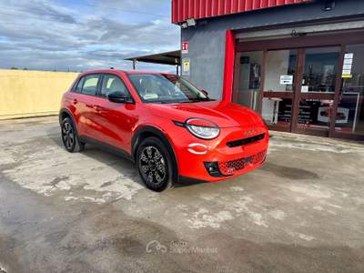 Fiat 600 ICON - AUTOMATICA HYBRID - PRONTA CONSEGNA Arancione usata Latina