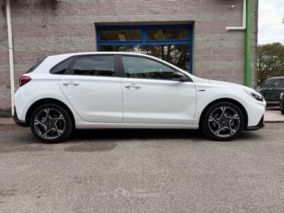 Hyundai i30 1.0 120CV N-LINE MILD-HYBRID UNIPROPRIETARIO Bianco usata Venezia