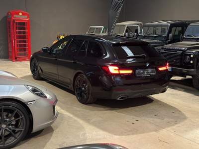 BMW Serie 5 520d d 48V xDrive Touring Msport Nero usata Bologna