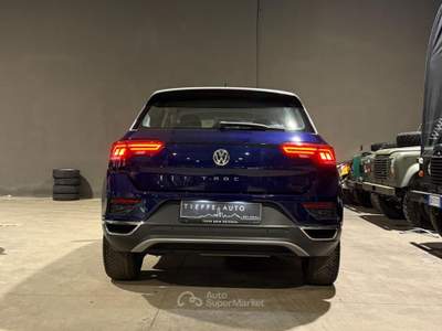 Volkswagen T-Roc 1.6 TDI SCR Style BlueMotion Technology Blu/Azzurro usata Bologna