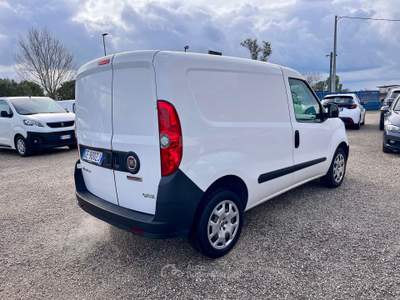 Fiat Doblò PRONTA CONSEGNA - GARANZIA E TAGLIANDO INCLUSI Bianco usata Latina
