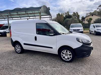 Fiat Doblò PRONTA CONSEGNA - GARANZIA E TAGLIANDO INCLUSI Bianco usata Latina