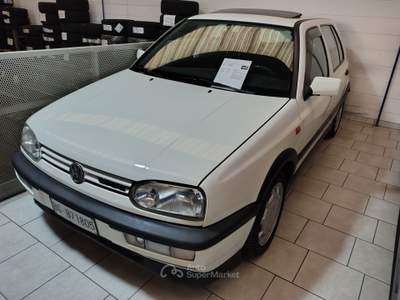 Volkswagen Golf 3°serie 8v 5 porte T.A. ISCRITTA ASI Bianco usata BOLTIERE