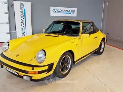 Porsche 911 Carrera 3.0 Targa Giallo usata San Giuliano Milanese