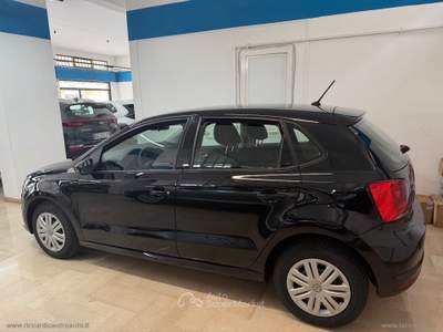 Volkswagen Polo Polo 1.0 MPI 5p. Trendline Nero usata Trani