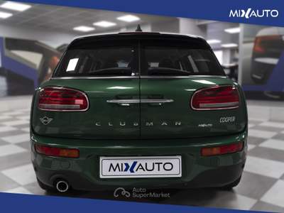 MINI Clubman 1.5 Cooper Essential Auto Bianco usata Latina